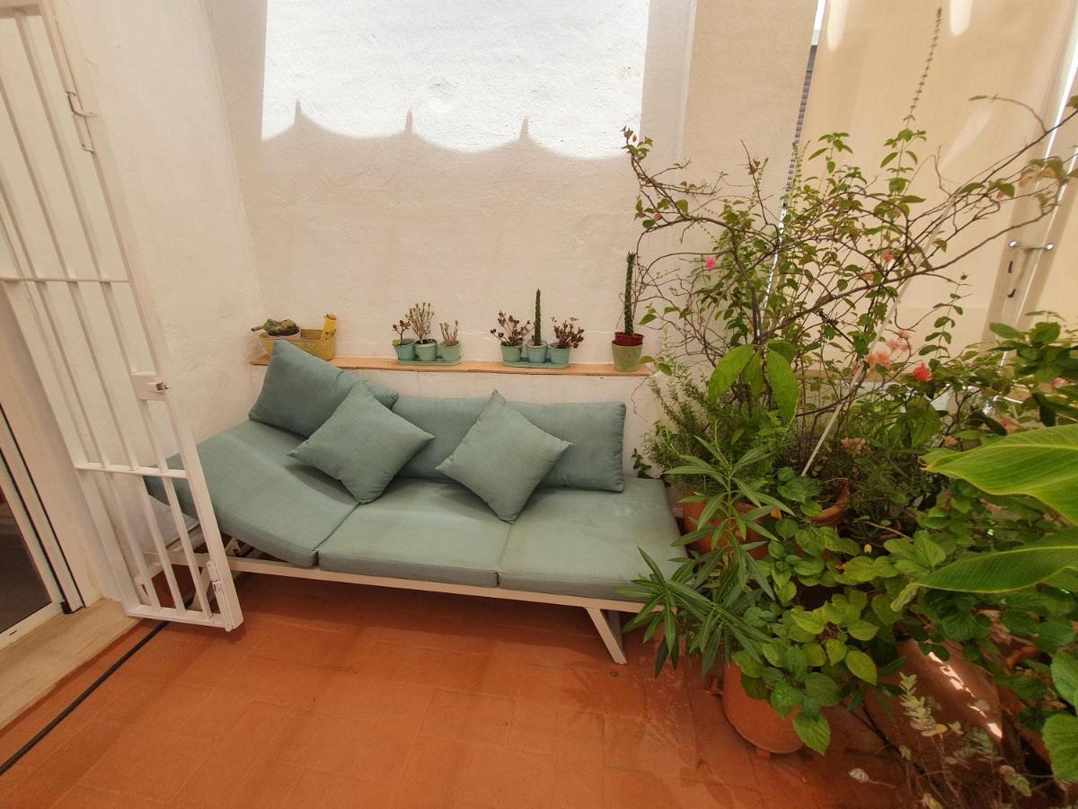 Beautiful Apartment With Terrace San Basilio Sevilla Bagian luar foto